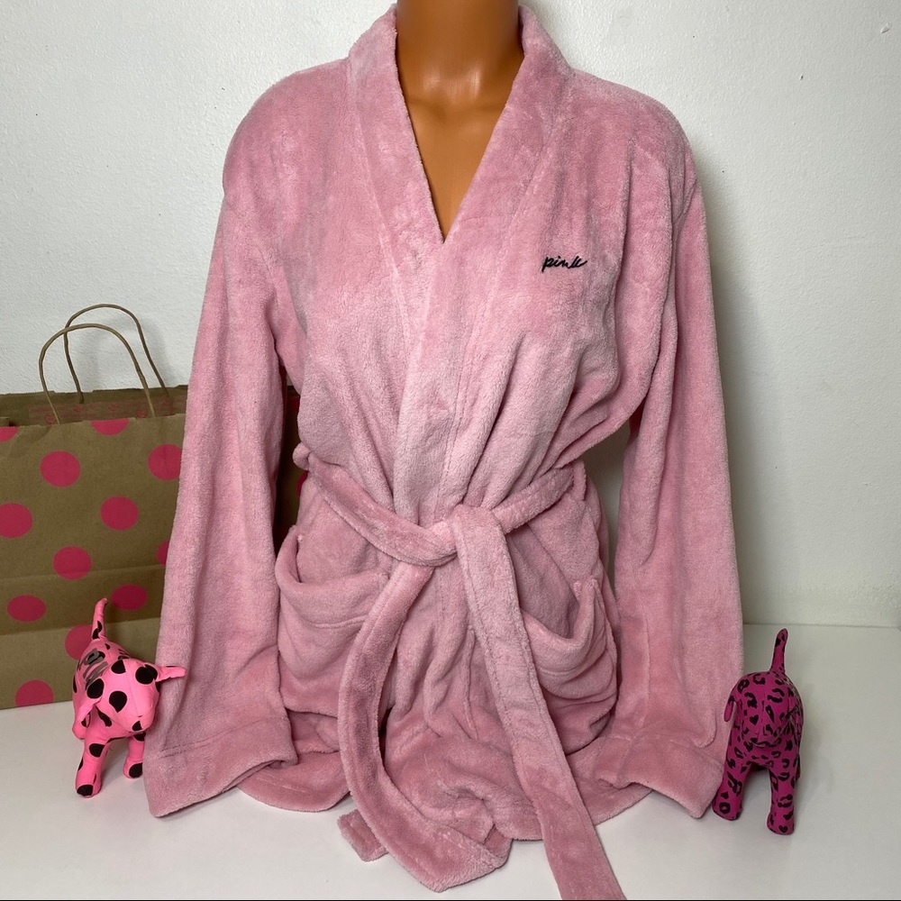 PINK VS COZY PINK LOGO ROBE